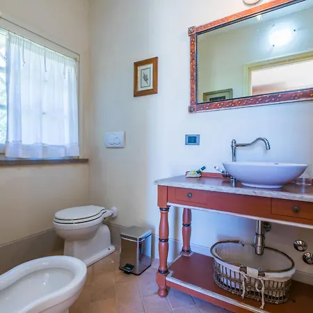 Villa Poggio Al Pruno By Interhome