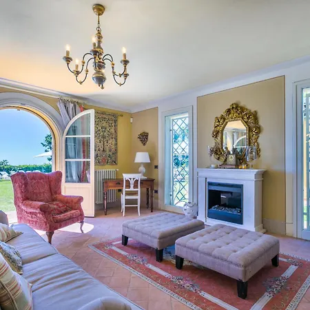 Villa Poggio Al Pruno By Interhome